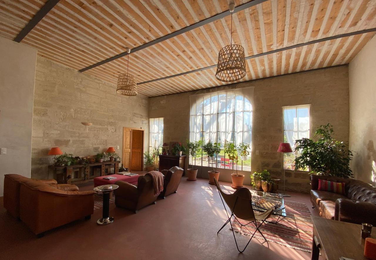 La Ferme De Gigognan Bed and Breakfast Avignon Exteriör bild