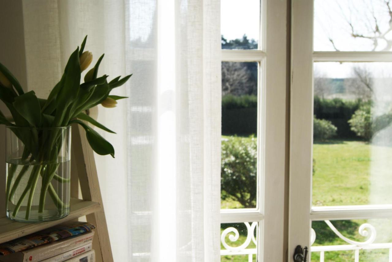 La Ferme De Gigognan Bed and Breakfast Avignon Exteriör bild