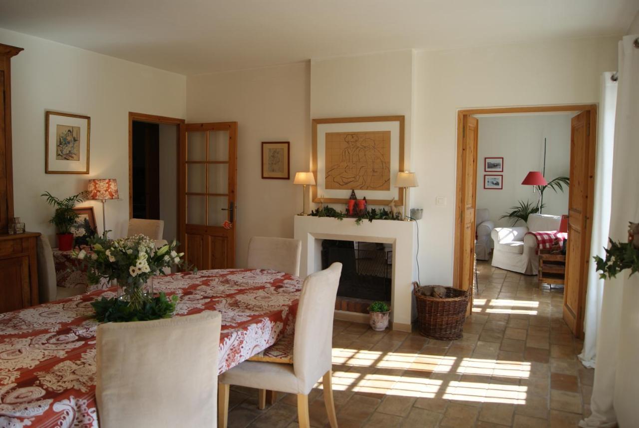 La Ferme De Gigognan Bed and Breakfast Avignon Exteriör bild