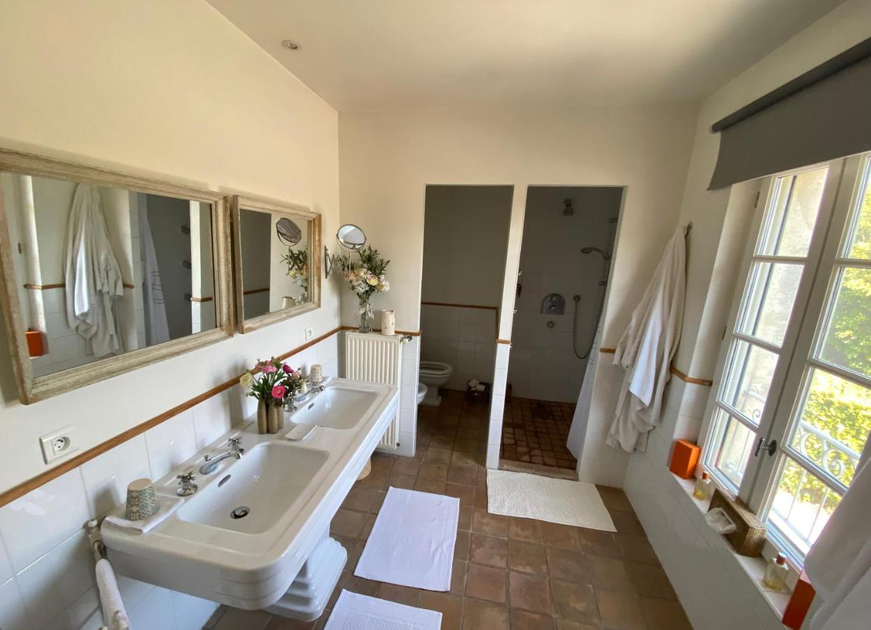 La Ferme De Gigognan Bed and Breakfast Avignon Exteriör bild